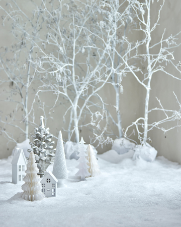 Jul fra Lene Bjerre - Elegant julepynt og dekorasjoner for å skape en vakker juleatmosfære i hjemmet ditt.