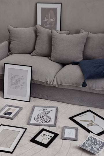 Svaklyse bilderammer fra Lene Bjerre som rammer inn dine kjære minner med stil og klasse.