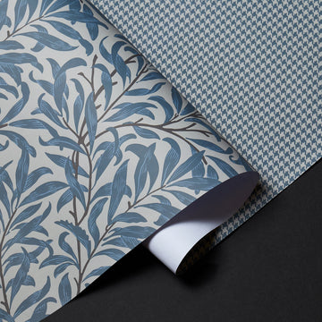 Halvor Bakke gavepapir 70cm x 5m, Willow blue/Houndstooth blue