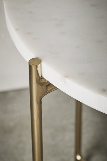 Marmilla sidebord H50 Ø50 cm. hvit