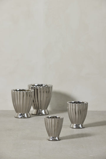 Shenella potteskjuler H18 Ø15 cm. sølv