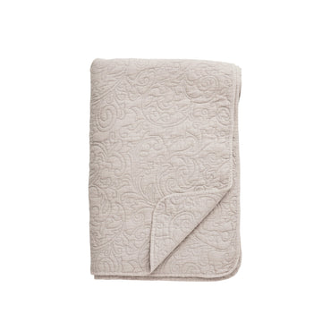 Isabelle sengeteppe 260x240 cm. sand polyester