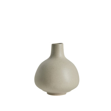 Helene vase H9 cm. sand keramikk