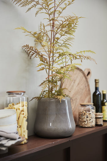 Josefine vase H20,5 cm. taupe