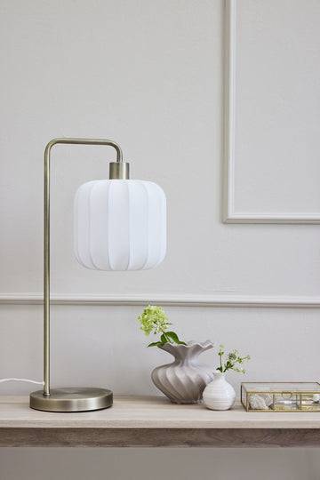 Susille vase H14 cm. sand