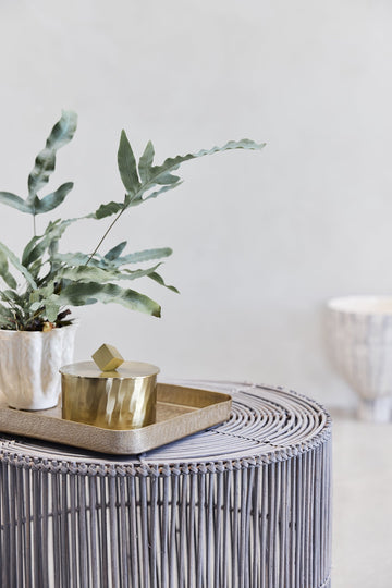 Vielle potteskjuler H11,5 Ø14 cm. råhvit