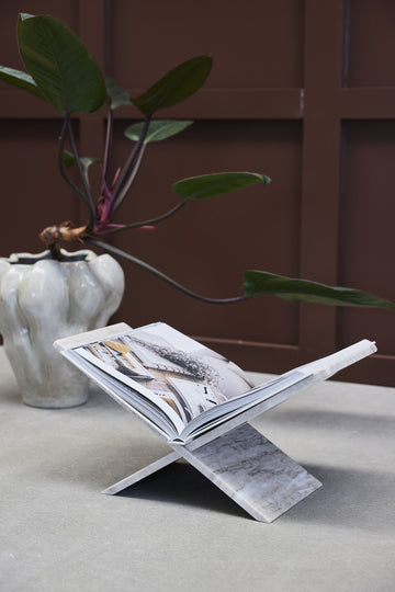 Viola vase 30x33 cm. sand