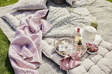 Isabelle pledd lys rosa 170x130 cm.