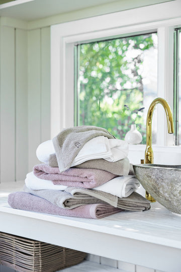 Molli vaskeklut 30x30 cm. sand