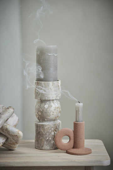 Ellia dekorasjon H15 cm. sand marmor