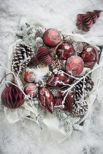 Nosille julekule 10X10 cm. rød