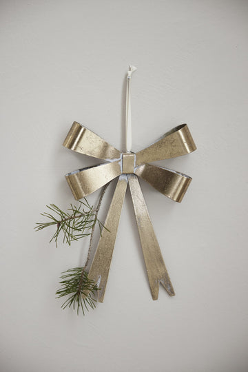 Missia ornament H25 cm. lys gull