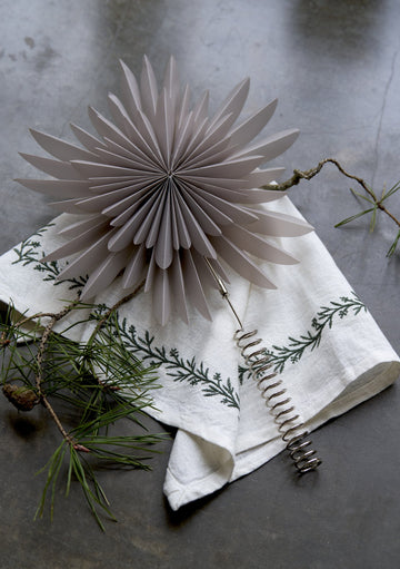 Palisia tretoppstjerne 25x25x30 cm.