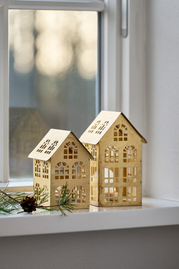 Bolille hus 9x12x17 cm.