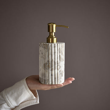 Eliana dispenser H18,5xB8 cm. sand